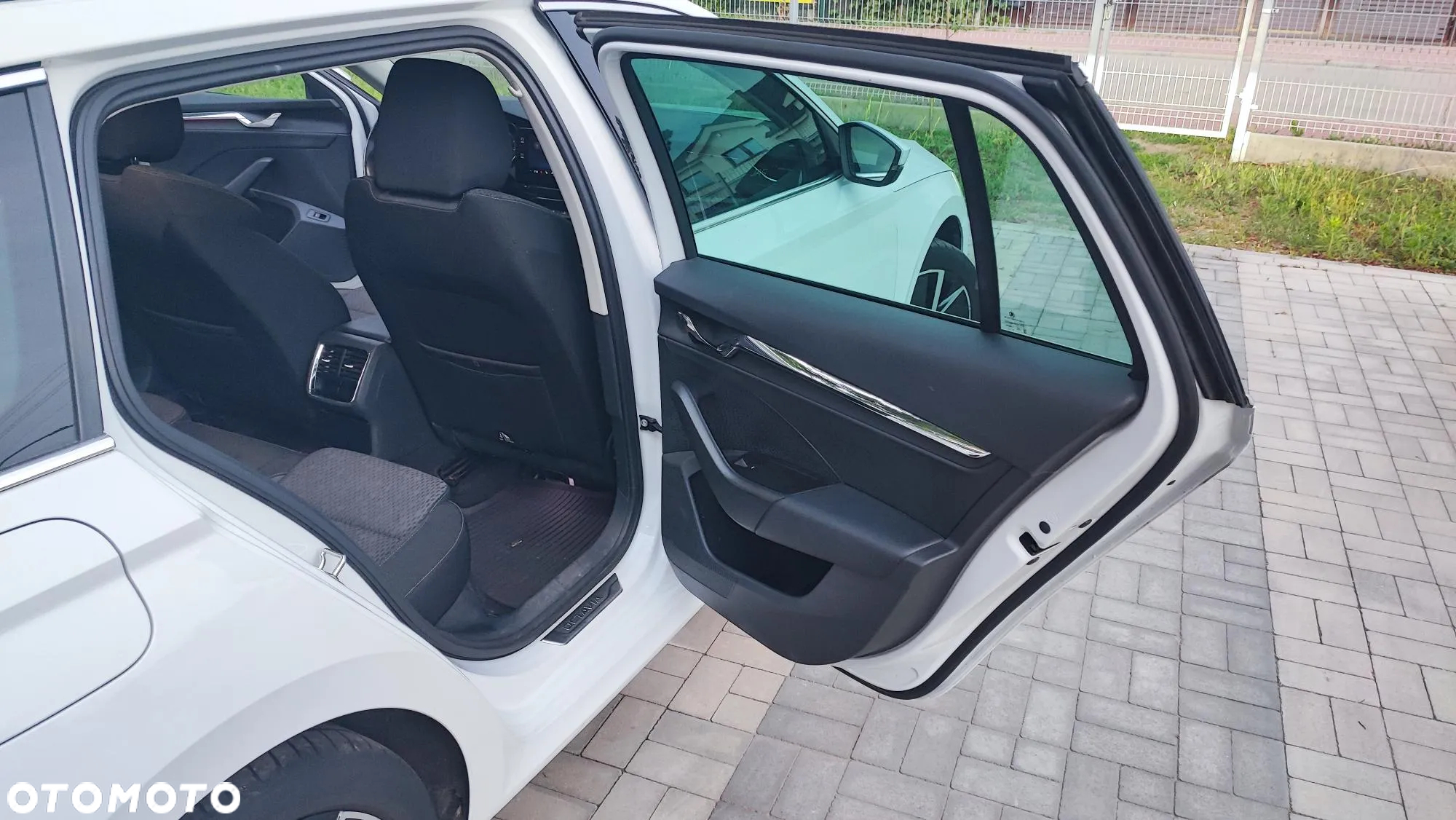 Skoda Octavia 1.5 TSI GPF ACT Style DSG - 14