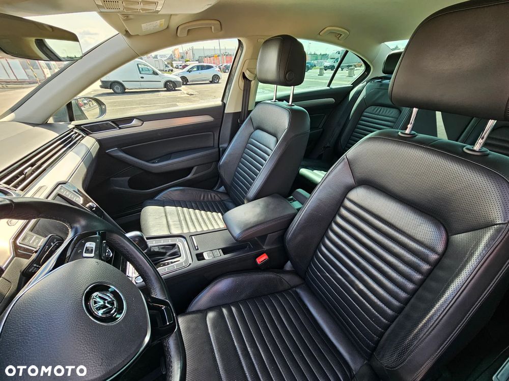 Volkswagen Passat 2.0 TDI BMT Highline DSG - 14
