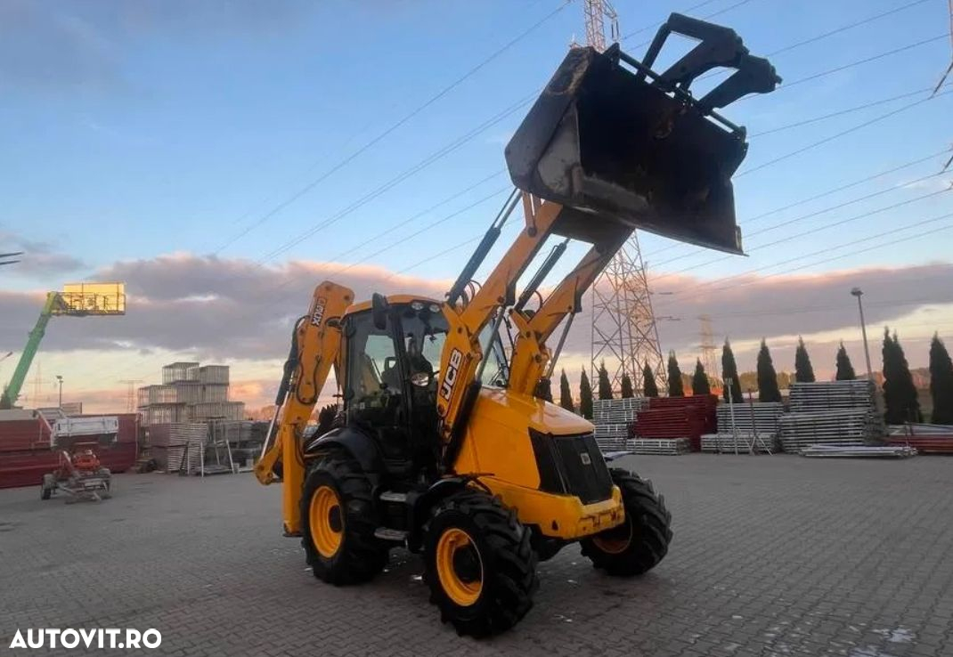 JCB 3CX Buldoexcavator - 2