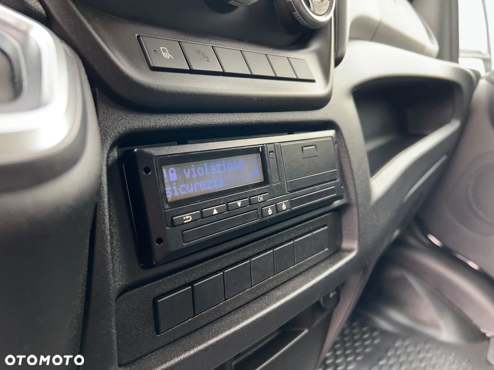 Iveco Daily 35S21HA8/P 3.0 Diesel 210KM Autolaweta Polmar dostępna "od ręki" - 17