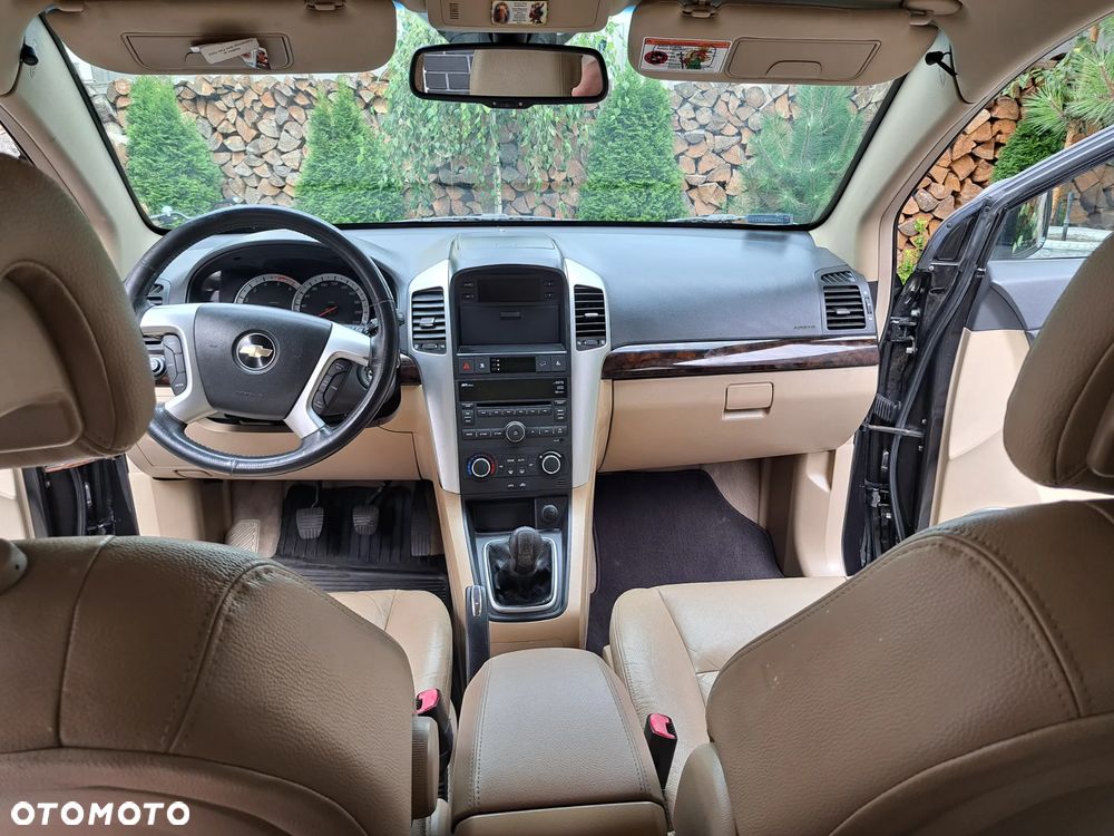 Chevrolet Captiva - 9