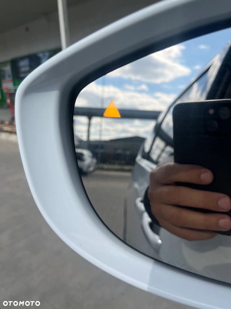 Chrysler Pacifica - 26