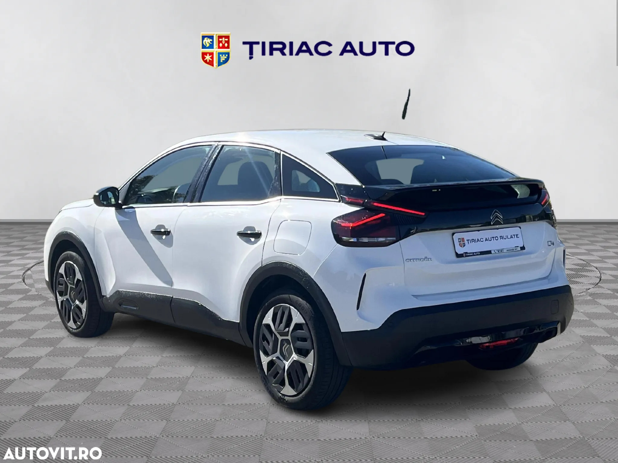 Citroën C4 1.2 PureTech 100 S&S BVM6 Feel - 4