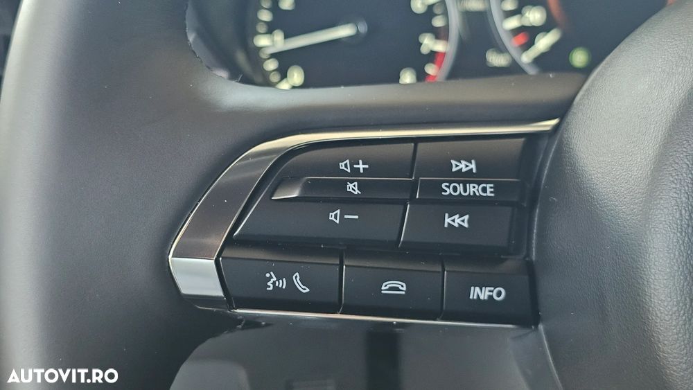 Mazda 3 e-Skyactiv X186 MHEV Center-Line - 23