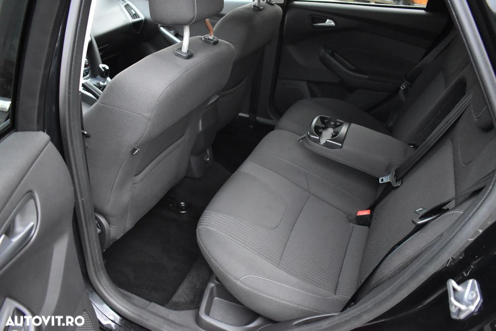 Ford Focus 1.6 TDCI DPF Start-Stopp-System Titanium - 8