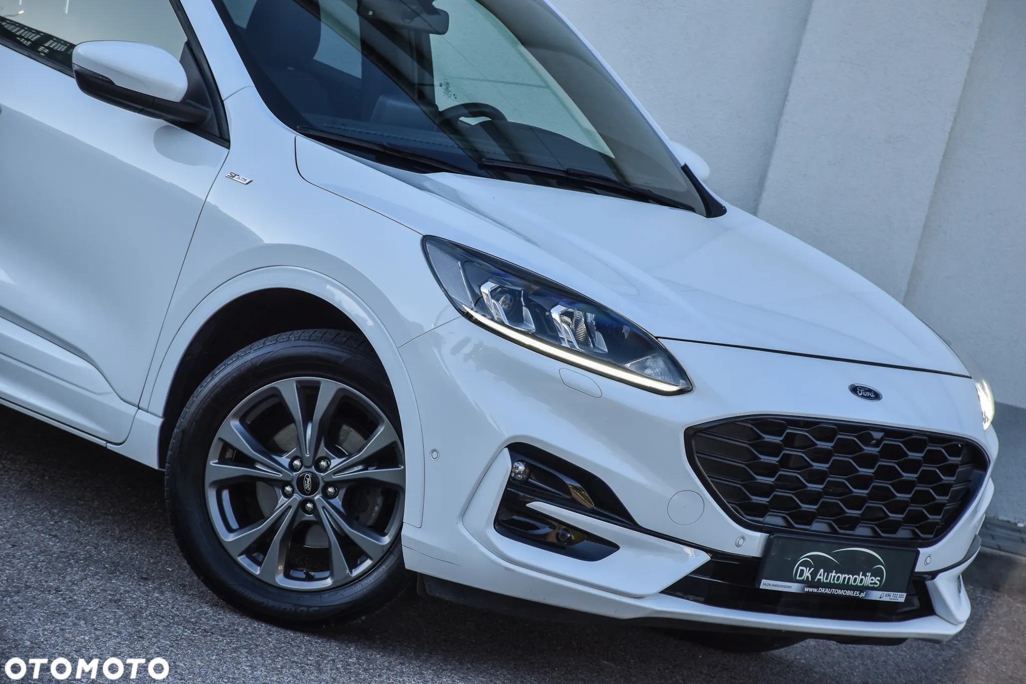 Ford Kuga 2.0 EcoBlue 4x4 ST-LINE X - 13
