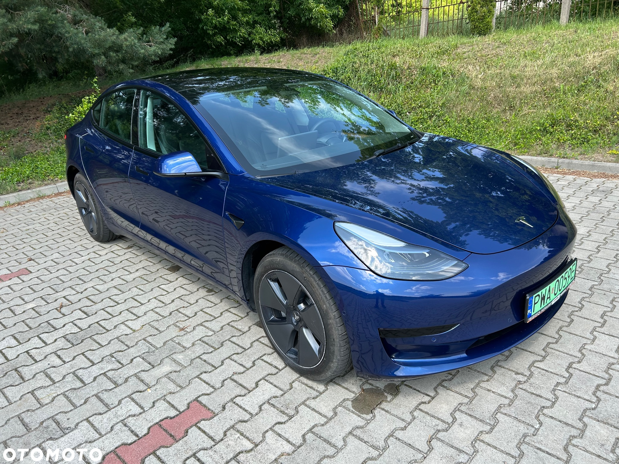 Tesla Model 3 - 8