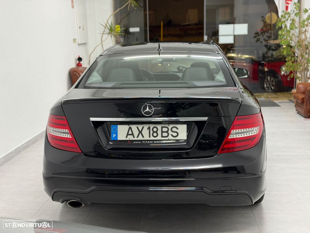 Mercedes-Benz C 220 CDI DPF (BlueEFFICIENCY) 7G-TRONIC - 4