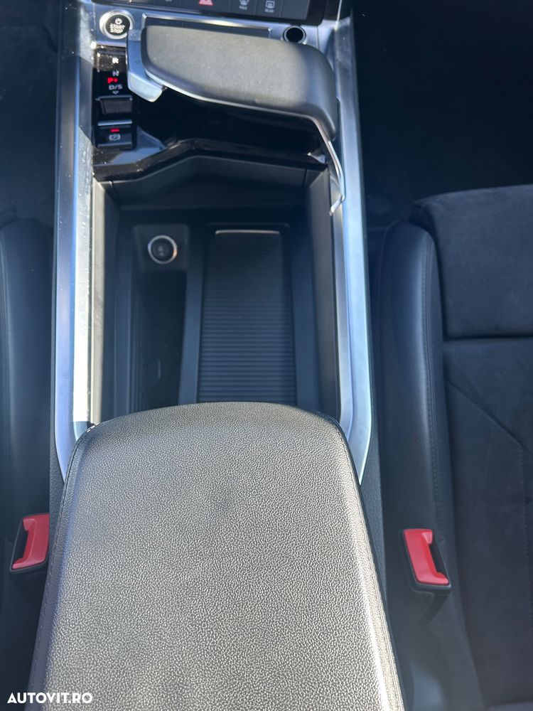 Audi e-tron 55 quattro - 15
