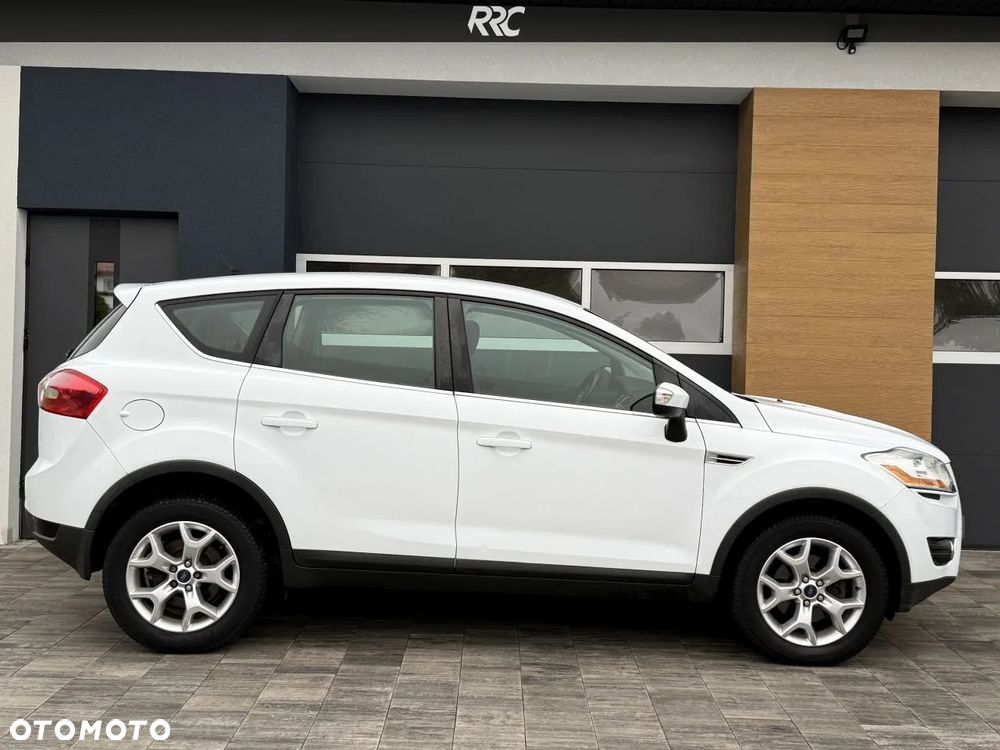Ford Kuga 2.0 TDCi Titanium - 9