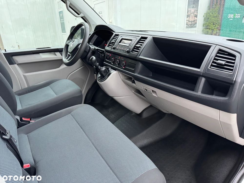 Volkswagen Transporter - 10