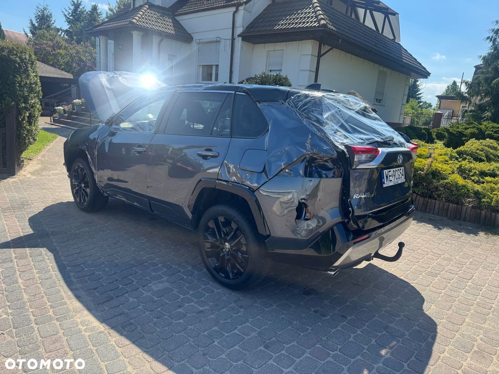 Toyota RAV4 - 4
