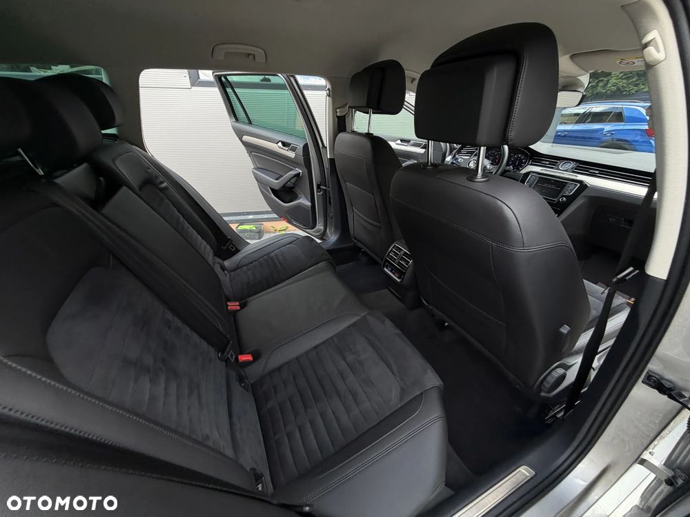 Volkswagen Passat 1.4 TSI ACT (BlueMotion Technology) DSG Highline - 17