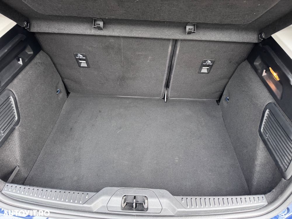 Ford Focus 1.5 EcoBlue Connected - 18