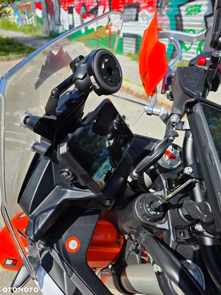KTM Adventure 890 - 14