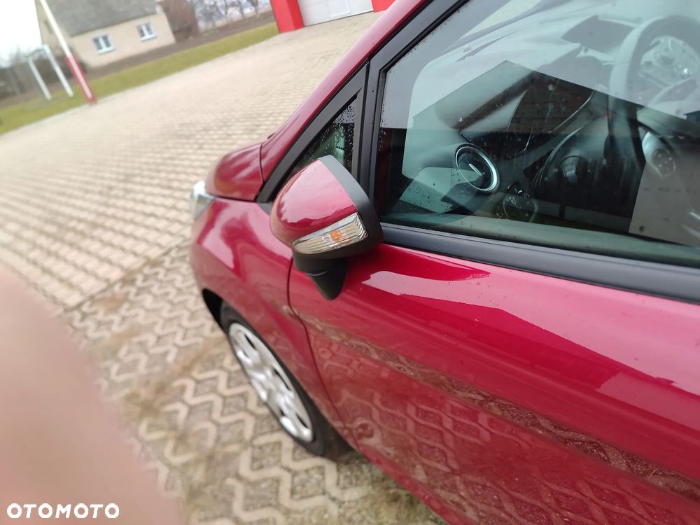Ford Fiesta - 22