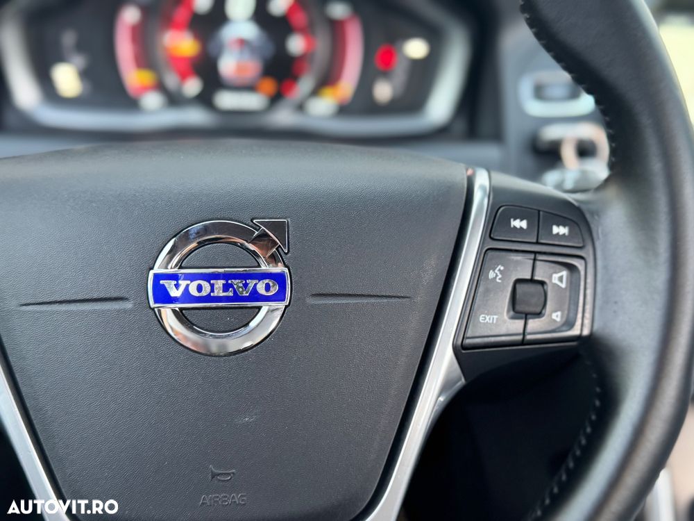 Volvo XC 60 D4 Geartronic Summum - 35