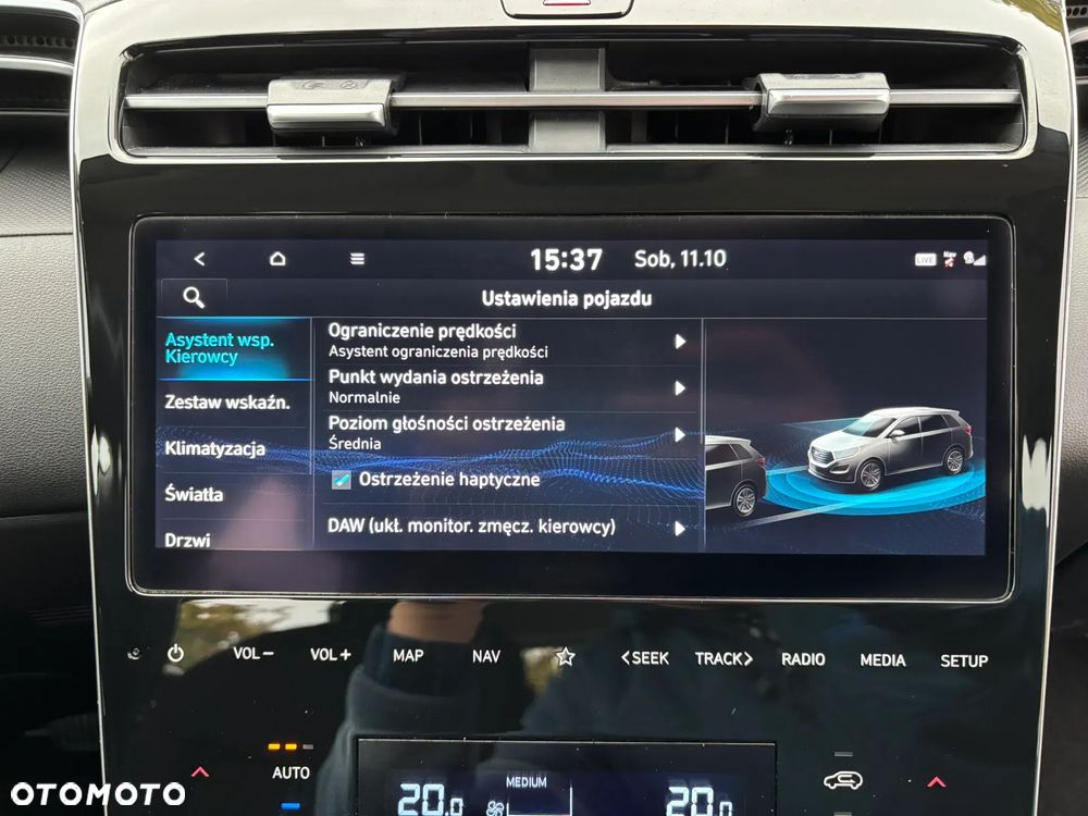Hyundai Tucson 1.6 CRDi 48V-Hybrid 2WD DCT Select - 12