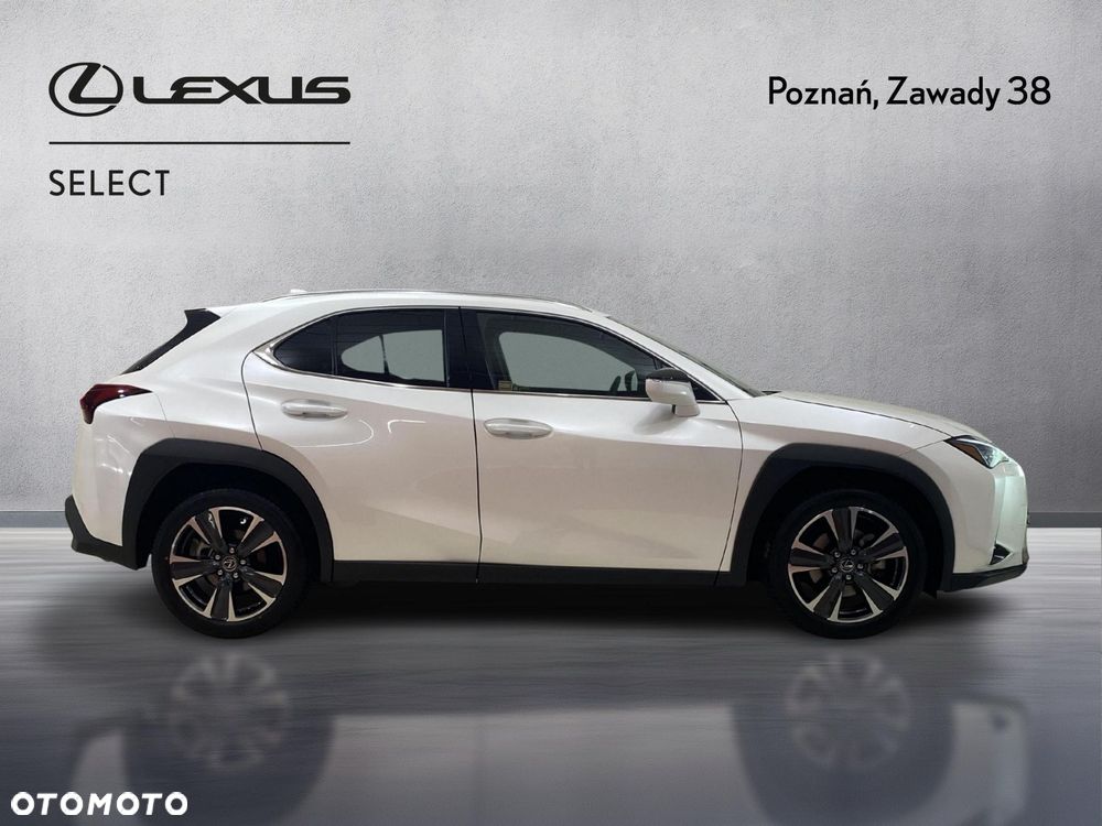 Lexus UX 300h Business - 4