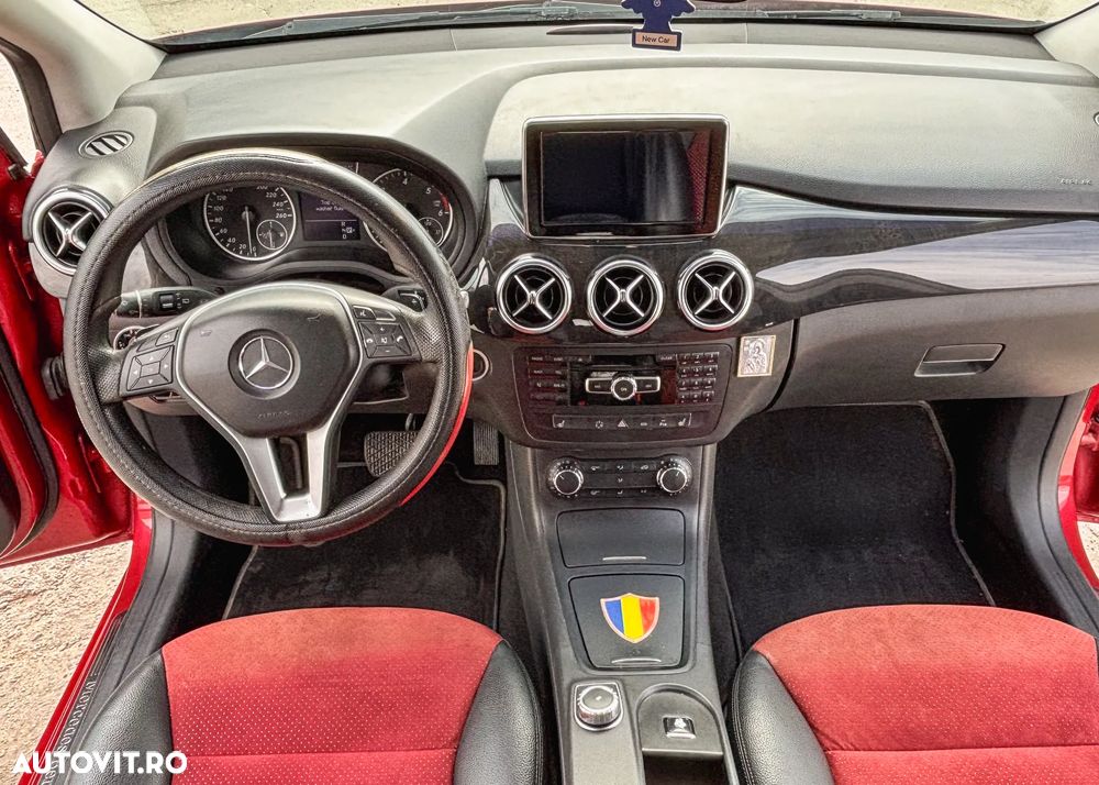 Mercedes-Benz B 180 - 7