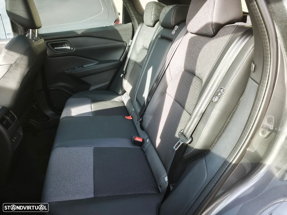 Nissan Qashqai 1.3 DIG-T Advance Two Tone - 8