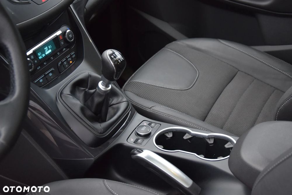 Ford Kuga 2.0 TDCi 4x4 Individual - 26