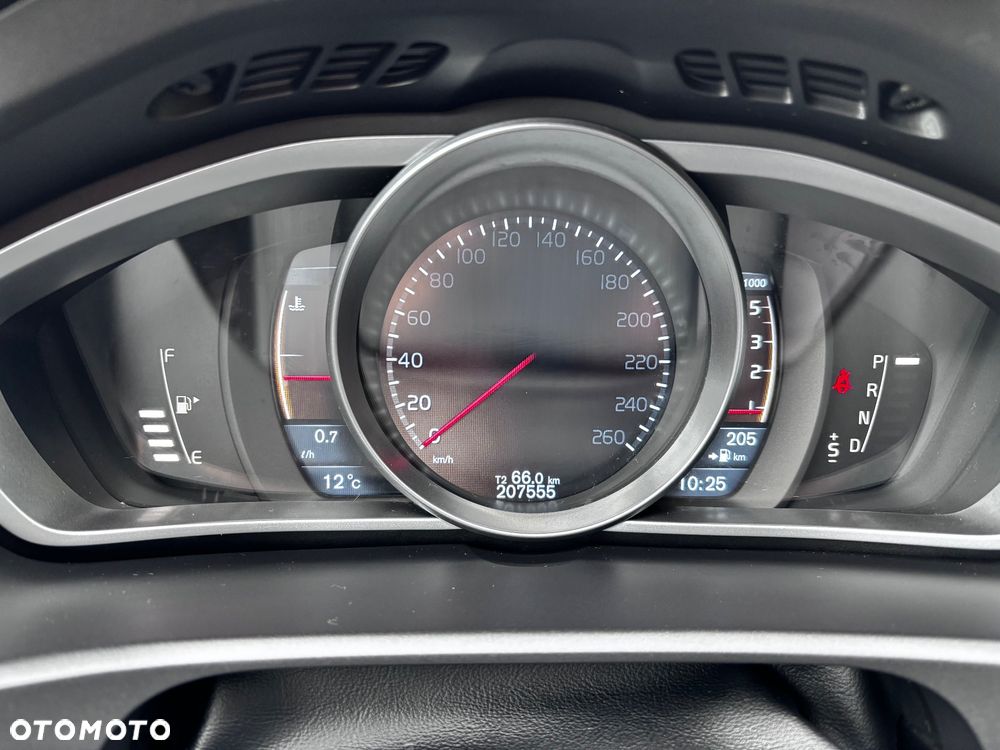 Volvo V40 D3 Kinetic - 7
