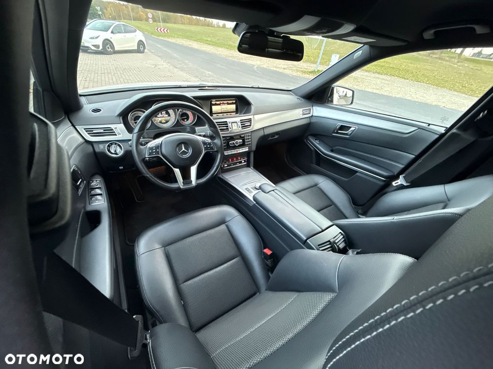 Mercedes-Benz Klasa E - 14