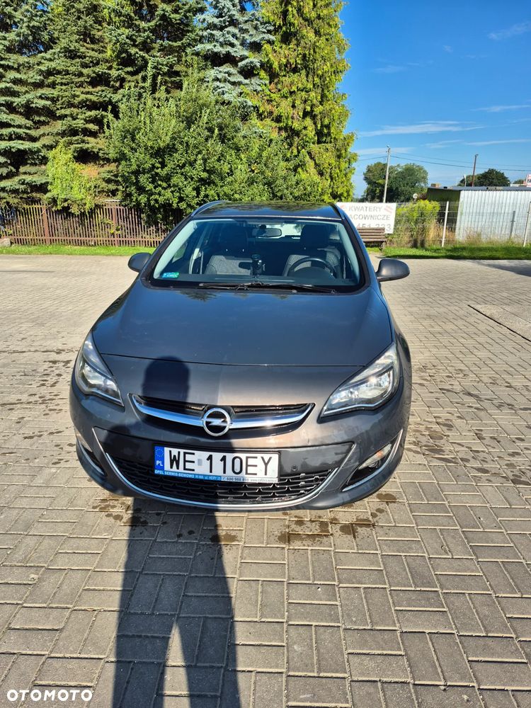 Opel Astra 1.7 CDTI Cosmo - 1
