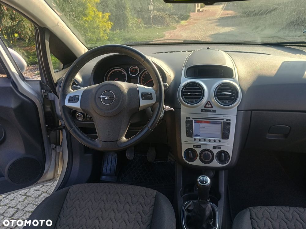 Opel Corsa - 10