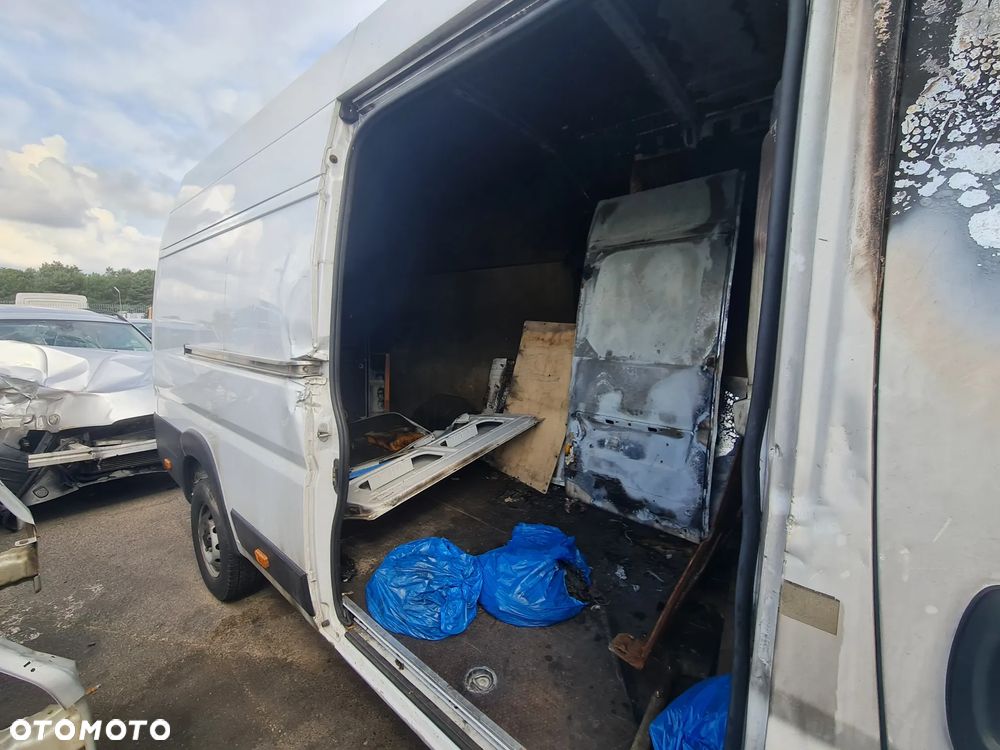 Fiat Ducato Długi / Wysoki 2.3 JTD wersja L4H3 - 2