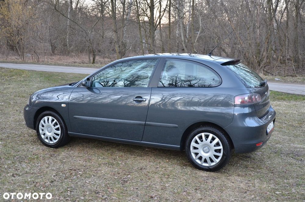 Seat Ibiza SC 1.4 16V Reference - 9