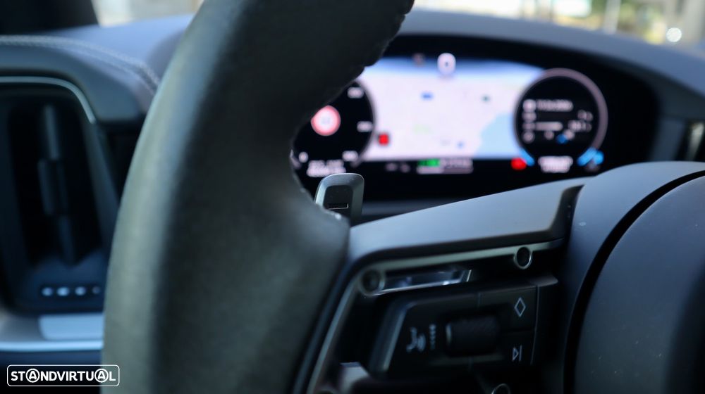 Porsche Cayenne S E-Hybrid - 32
