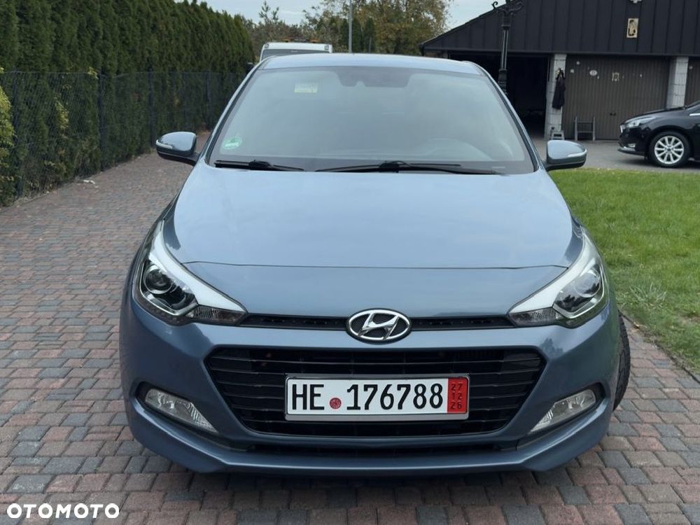 Hyundai I20 2016 photo 3