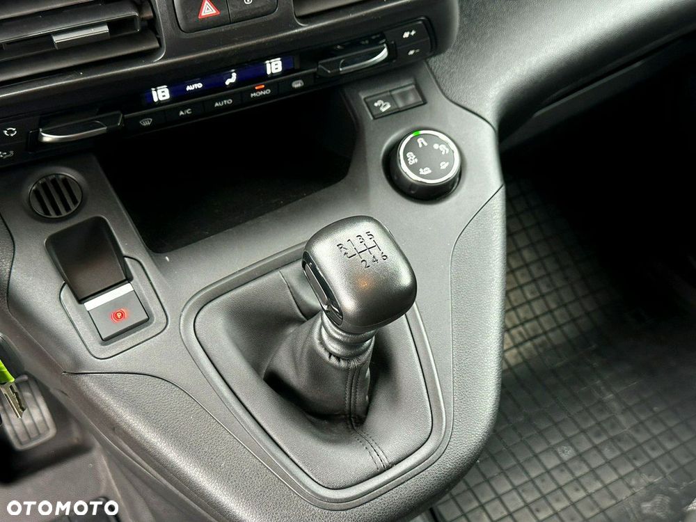 Peugeot Partner - 23