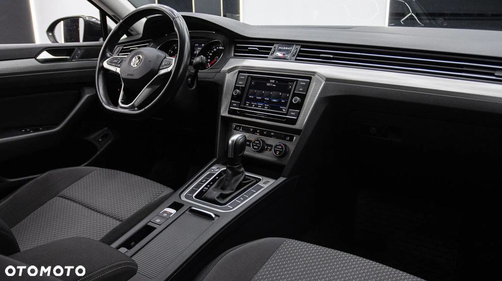 Volkswagen Passat 1.5 TSI EVO Essence DSG - 16