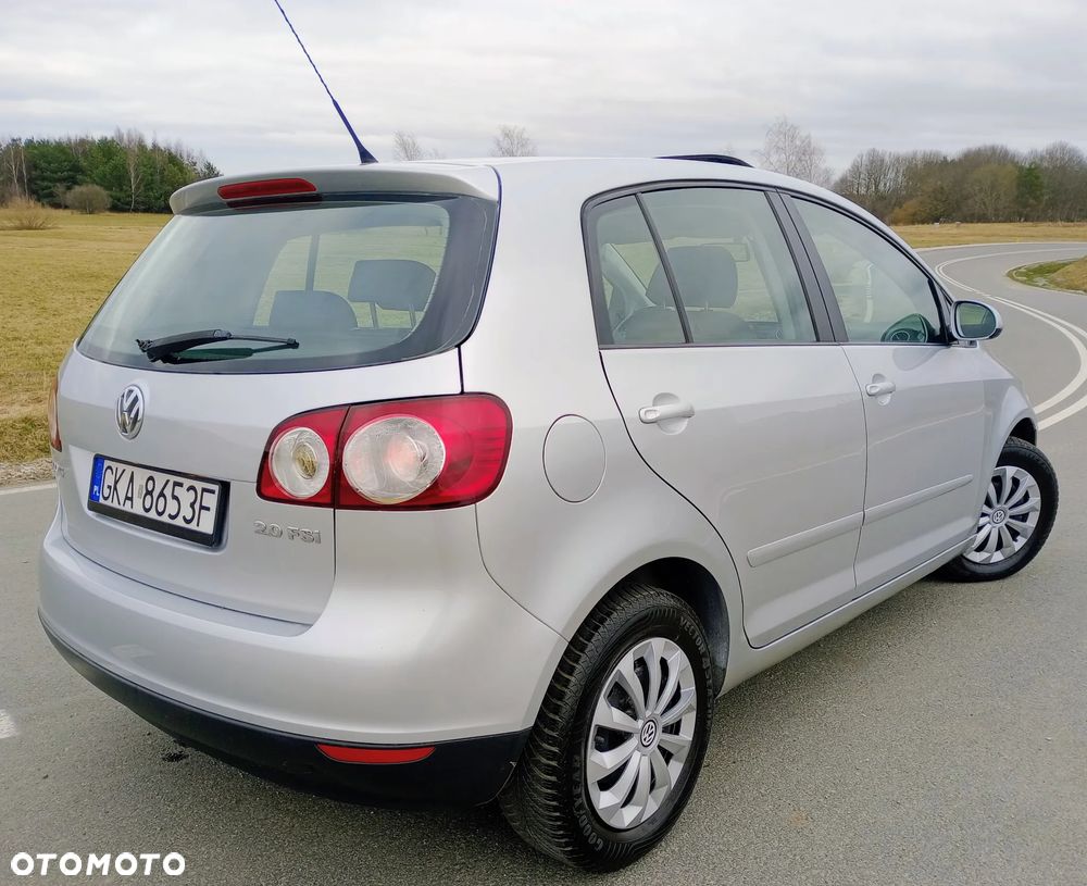 Volkswagen Golf Plus 2.0 FSI Comfortline - 4