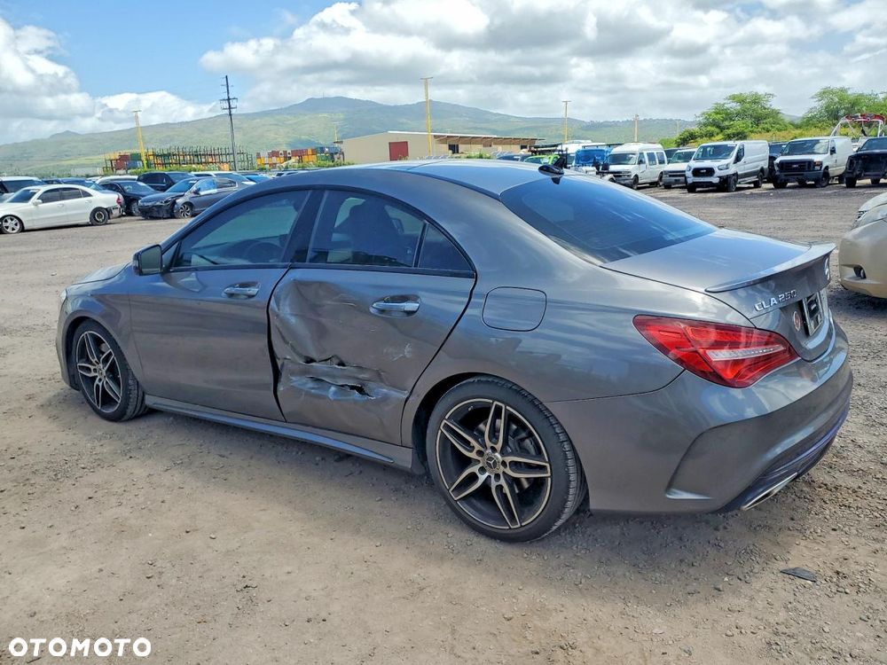 Mercedes-Benz CLA - 6