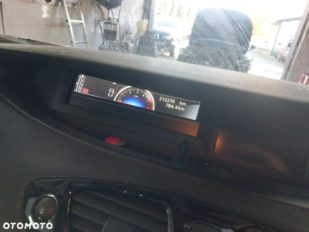 Renault Grand Scenic ENERGY dCi 130 BOSE EDITION - 9