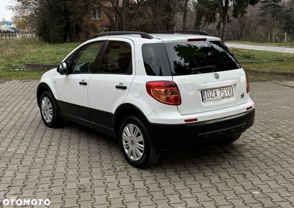 Fiat Sedici 1.6 16V 4x4 Luxury - 3