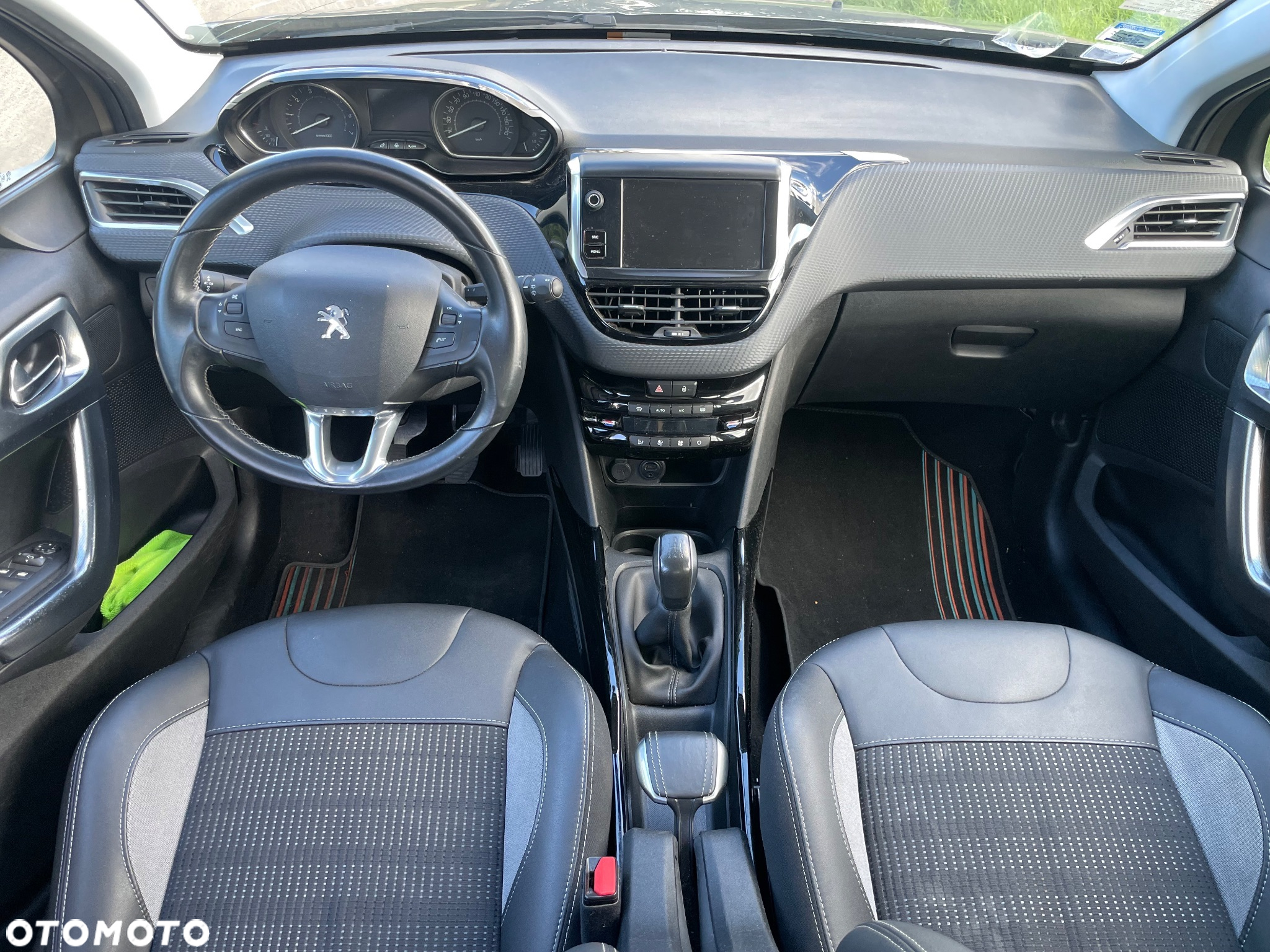 Peugeot 2008 PureTech 110 Stop&Start Allure - 9