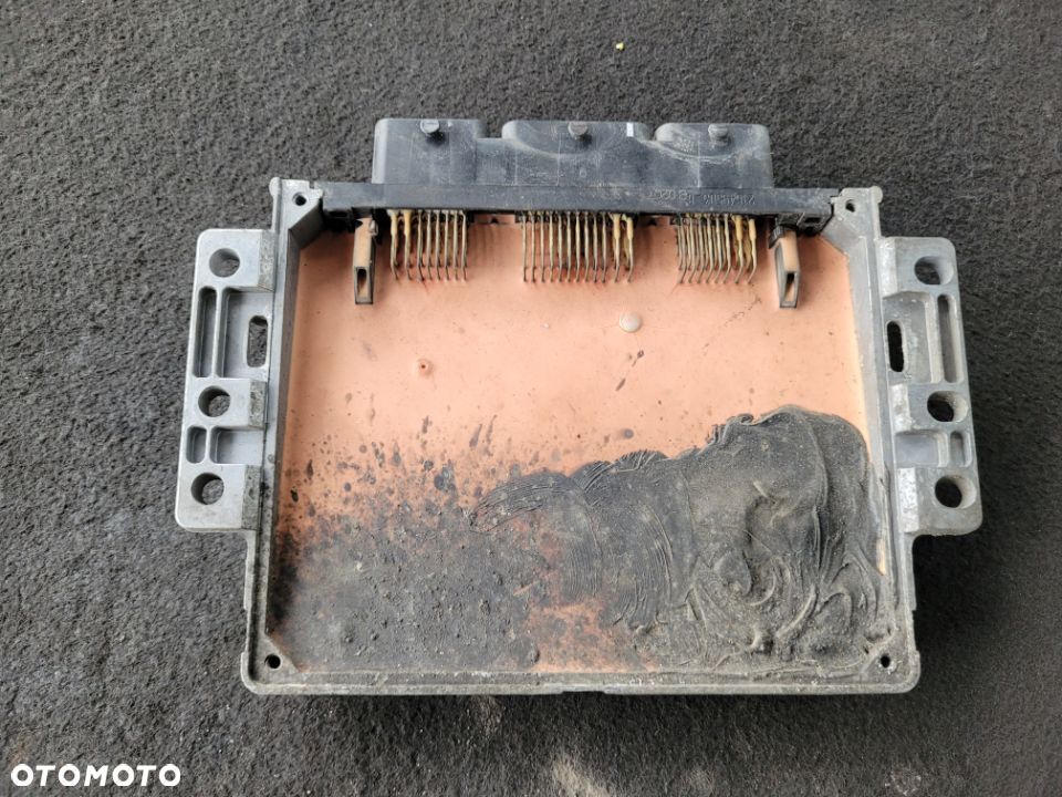 Komputer silnika 9641815780 9637706180 Peugeot 206 1,4 8V - 2