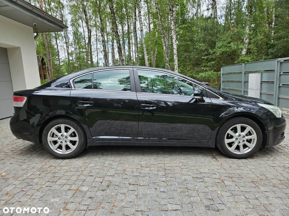 Toyota Avensis 2.0 Sol plus - 33