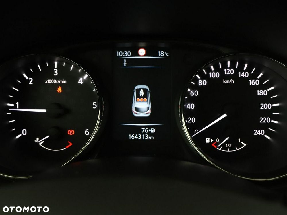 Nissan Qashqai 1.6 dCi 360 S&S - 23
