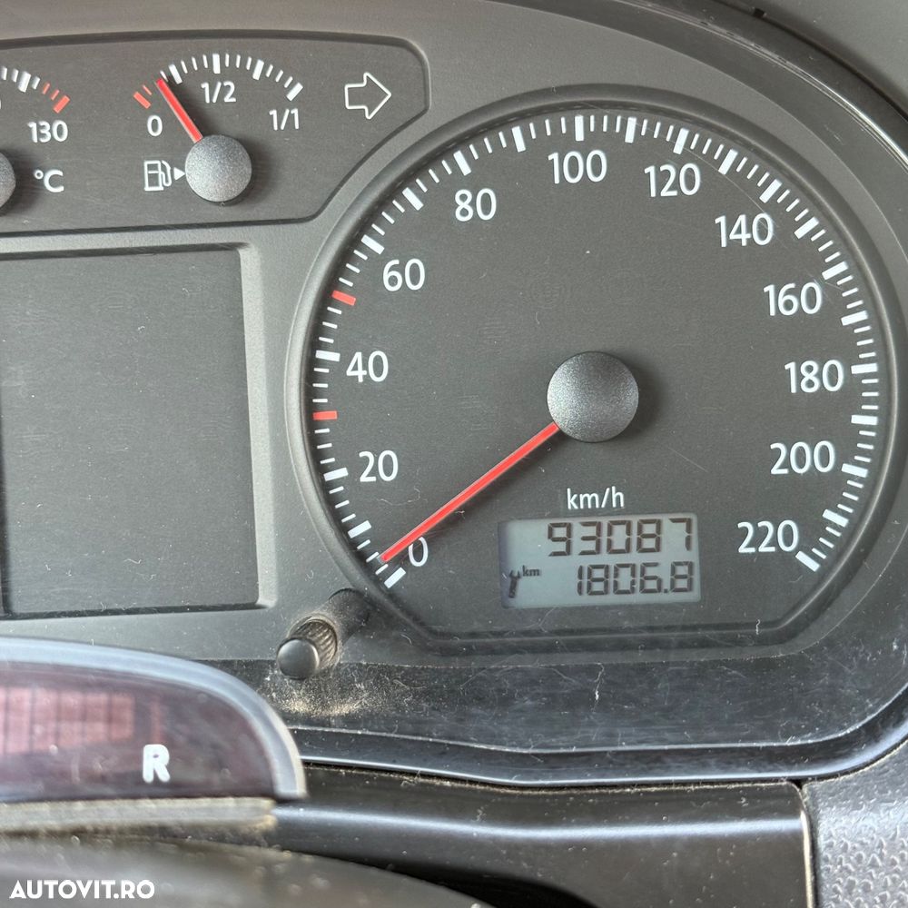 Volkswagen Polo - 15