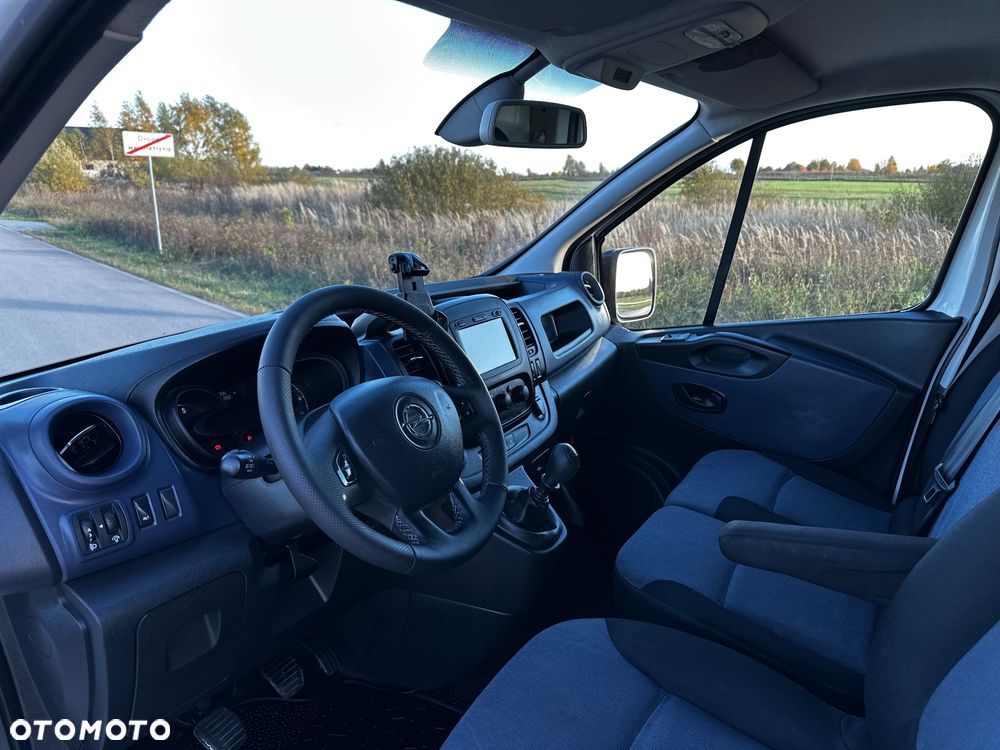 Opel Vivaro - 14