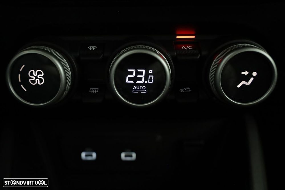 Dacia Duster 1.0 TCe Journey - 11