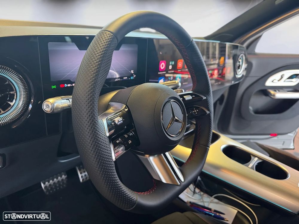 Mercedes-Benz GLB 250+ EQ - 16