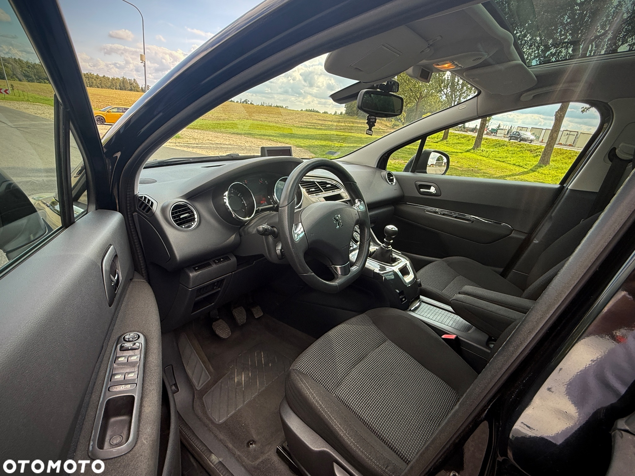 Peugeot 5008 1.6 THP Business Line 7os - 15