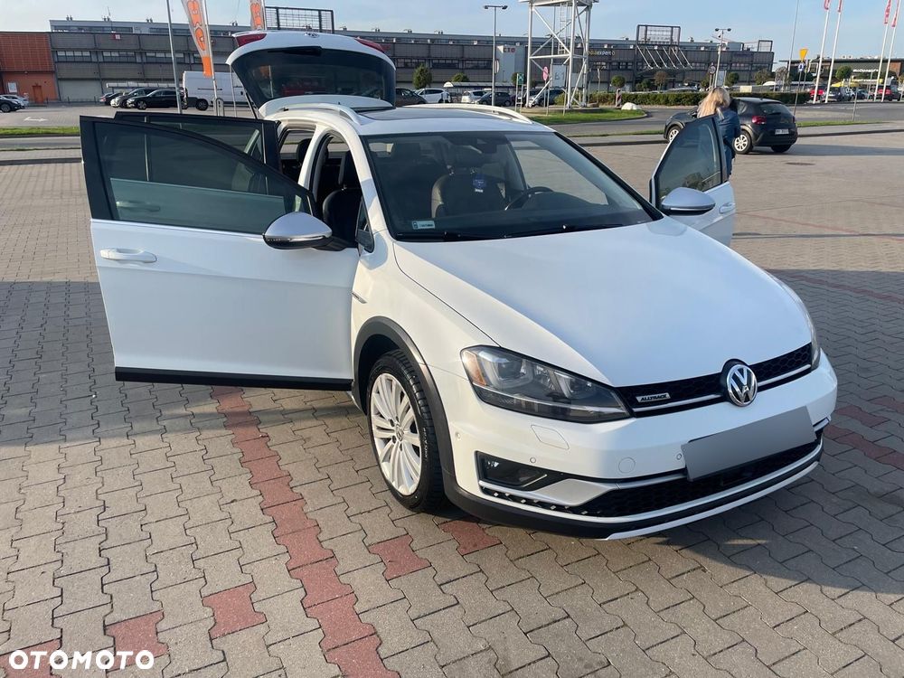 Volkswagen Golf Alltrack - 24